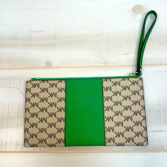 Michael Kors NEW Jet Set Large Coated Canvas Logo Stripe Wristlet Wallet Clutch - Picture 2 of 7